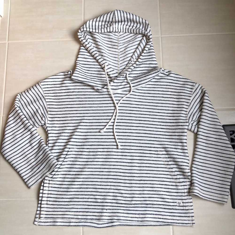 Cream and black striped billabong hoodie